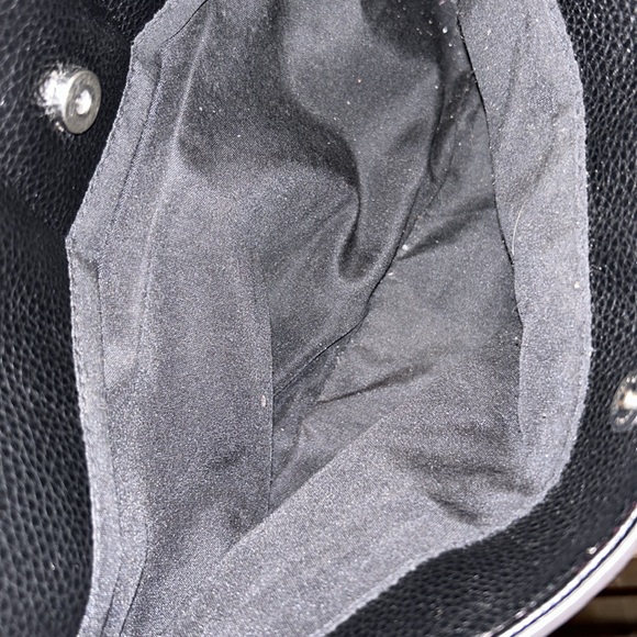 Women’s Liz Claiborne satchel - Picture 10 of 16